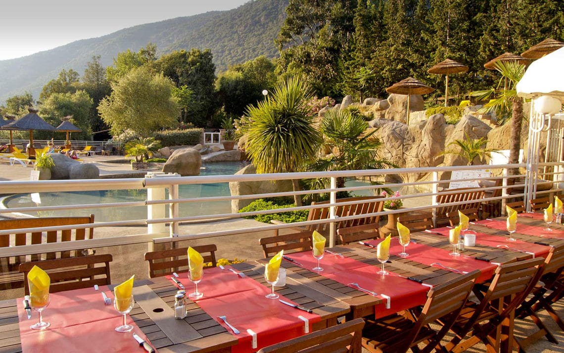 Camping-Les-Oliviers-Corsica-restaurant