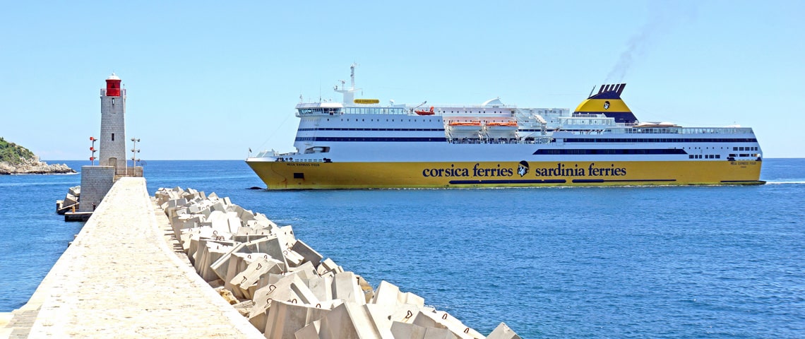 Corsica-Sardinia-Ferries-overtochten-2015