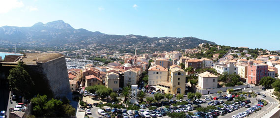 Calvi-uitzicht-vanaf-de-citadel