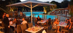 Camping-Pertamina-Village-U-Farniente-in-Bonifacio-terras