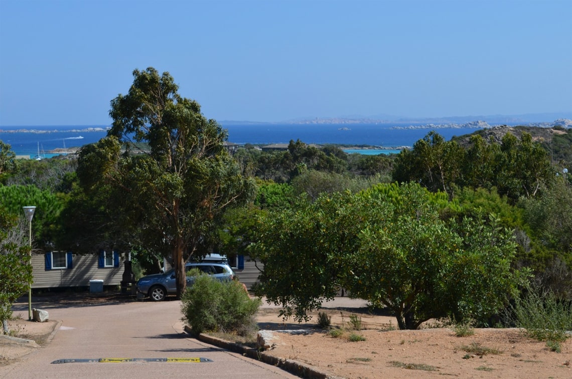 Camping-des-Iles-genieten-van-Corsica-uitzicht