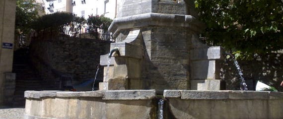 Fontaine-des-Quatre-Canons-in-Corte