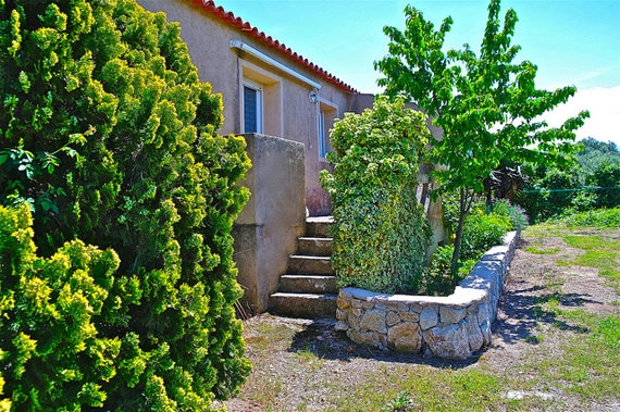 Gites-op-Corsica-voorbeeld-woning