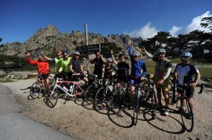 Groepsreis-naar-Corsica-groep-fietsers