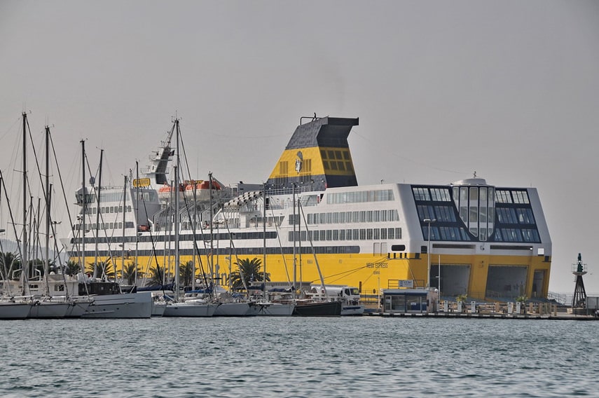 Haven-veerboot-Toulon-Corsica-Ferries