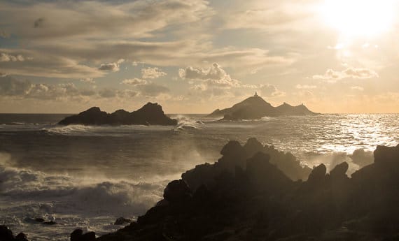 Iles-Sanguinaires-wolken