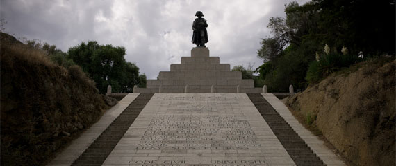 Monument-voor-Napoleon-Ajaccio-Corsica