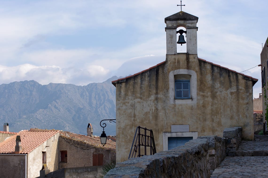 Sant-Antonino-Corsica-de-kerk