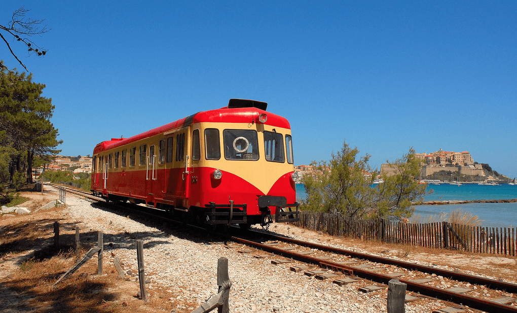 Trein-op-Corsica-1