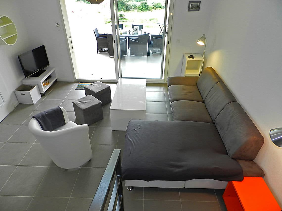 Vakantiepark-Les-Villas-Saint-Florent-interieur